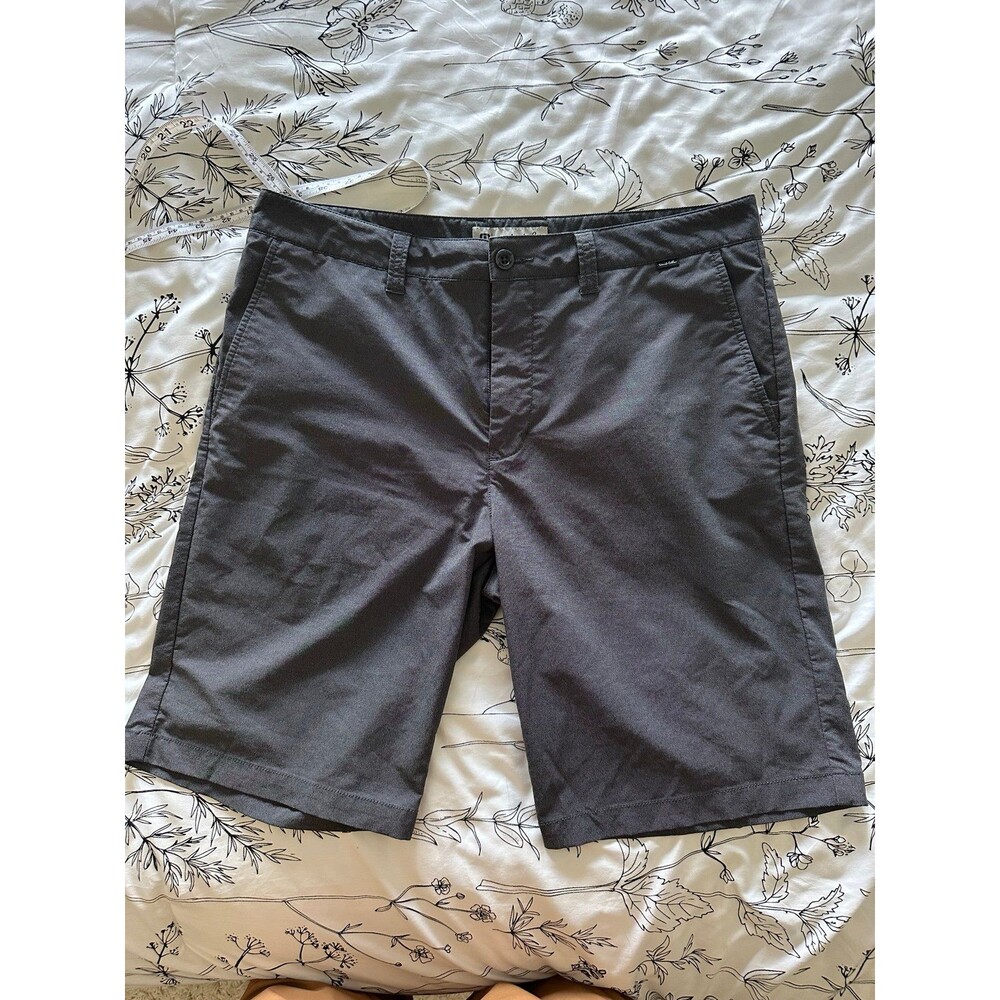 Travis Mathew Shorts - 34W